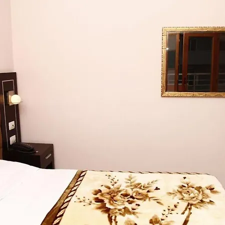 Nais 3* Durrës