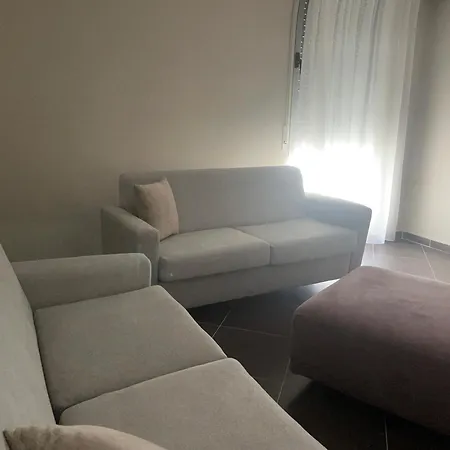 Отель Nais 3*