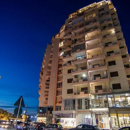 Hotel Nais