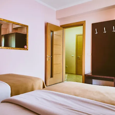 Hotel Nais