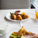 Nais Hotel Durrës