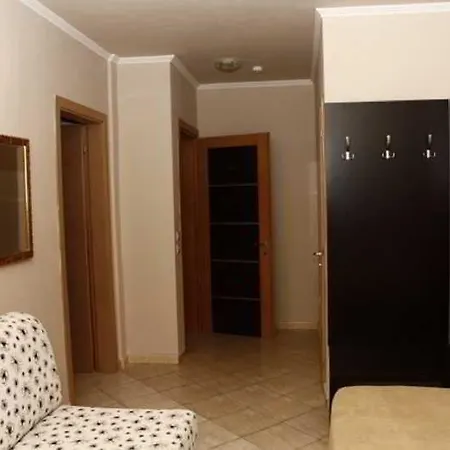 Hotel Nais 3*