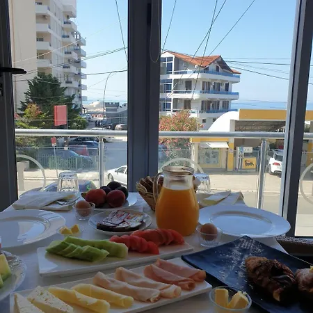 Hotel Nais