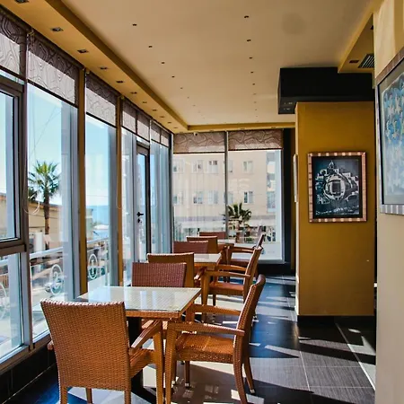 Nais 3* Durrës