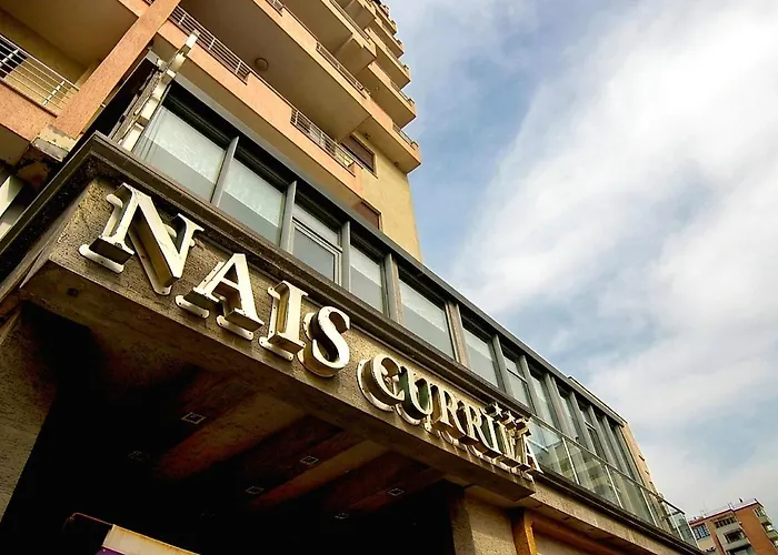 Hotel Nais 3*