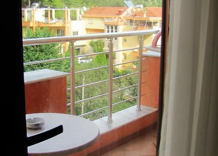 Hotel Nais